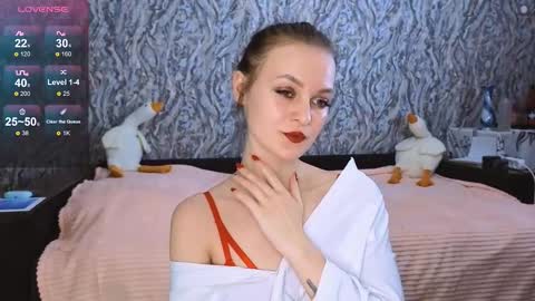 Snapshot of taissia_sweet chatting on February 24, 2025, 10:47 pm Im Taya online show from February 24, 2025, 10:47 pm