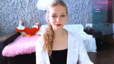 Snapshot of taissia_sweet chatting on September 29, 2025, 7:57 am Im Taya online show from September 29, 2025, 7:57 am