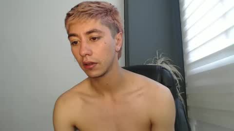 Snapshot of talhi_ chatting on February 8, 2025, 7:05 pm talhi_ online show from February 8, 2025, 7:05 pm