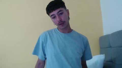 Snapshot of talhi_ chatting on October 24, 2025, 4:47 pm talhi_ online show from October 24, 2025, 4:47 pm