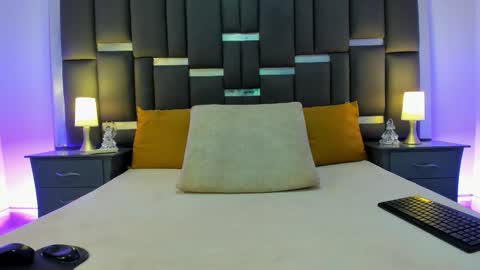 tali  online show from November 11, 2025, 7:03 pm