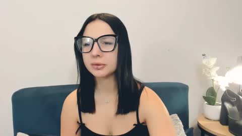 Snapshot of taliasensitive chatting on February 13, 2026, 6:42 am taliasensitive online show from February 13, 2026, 6:42 am