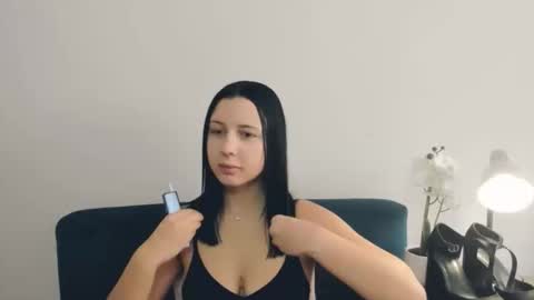 Snapshot of taliasensitive chatting on March 18, 2026, 8:50 am taliasensitive online show from March 18, 2026, 8:50 am