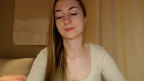 Snapshot of taliiyafiredream chatting on December 14, 2024, 9:18 am Kira online show from December 14, 2024, 9:18 am