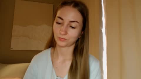 Snapshot of taliiyafiredream chatting on December 17, 2024, 9:39 am Kira online show from December 17, 2024, 9:39 am
