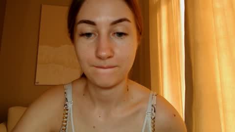 Snapshot of taliiyafiredream chatting on December 21, 2024, 9:12 am Kira online show from December 21, 2024, 9:12 am