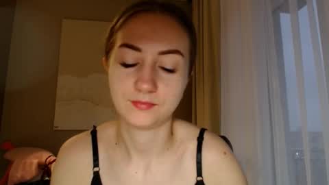 Snapshot of taliiyafiredream chatting on December 31, 2024, 6:27 am Kira online show from December 31, 2024, 6:27 am