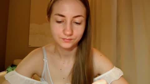 Snapshot of taliiyafiredream chatting on January 23, 2025, 9:08 am Kira online show from January 23, 2025, 9:08 am