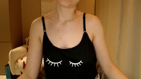 Snapshot of taliiyafiredream chatting on February 25, 2025, 6:25 am Kira online show from February 25, 2025, 6:25 am