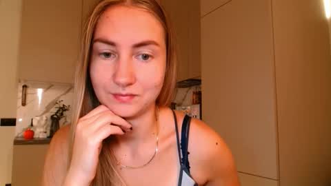 Snapshot of taliiyafiredream chatting on October 31, 2025, 6:14 am Kira online show from October 31, 2025, 6:14 am