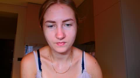 Snapshot of taliiyafiredream chatting on November 10, 2025, 6:34 am Kira online show from November 10, 2025, 6:34 am