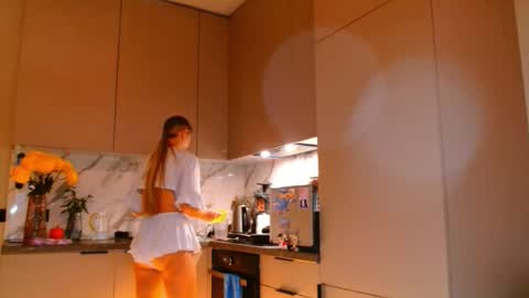 Snapshot of taliiyafiredream chatting on November 15, 2025, 5:49 am Kira online show from November 15, 2025, 5:49 am