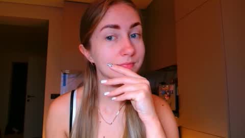 Snapshot of taliiyafiredream chatting on November 26, 2025, 6:25 am Kira online show from November 26, 2025, 6:25 am