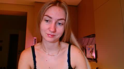 Snapshot of taliiyafiredream chatting on December 22, 2025, 6:10 am Kira online show from December 22, 2025, 6:10 am