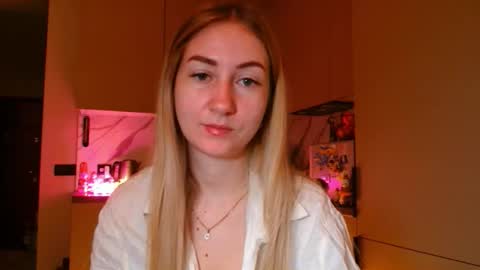 Snapshot of taliiyafiredream chatting on February 3, 2026, 6:51 am Kira online show from February 3, 2026, 6:51 am