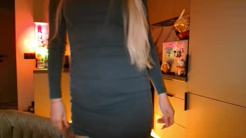 Snapshot of taliiyafiredream chatting on February 6, 2026, 6:51 am Kira online show from February 6, 2026, 6:51 am