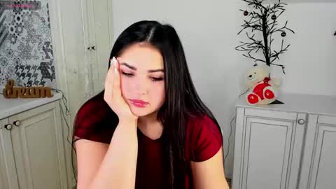 Snapshot of talla_la chatting on January 18, 2025, 7:17 am Talla online show from January 18, 2025, 7:17 am