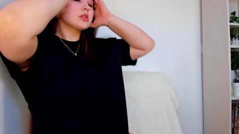Snapshot of talla_la chatting on February 28, 2025, 8:53 am Talla online show from February 28, 2025, 8:53 am