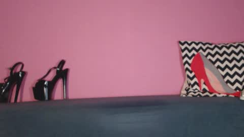 Tallso online show from December 3, 2025, 6:17 pm