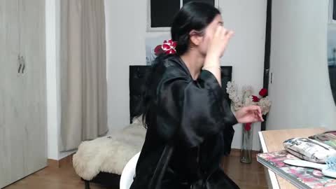 Hi im sara online show from May 6, 2026, 12:54 pm