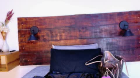 Snapshot of tamara_sanz1 chatting on March 4, 2026, 10:10 am online show from March 4, 2026, 10:10 am