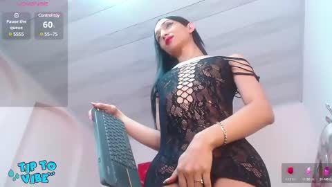 Snapshot of tamarafoxy_ chatting on February 9, 2025, 12:41 pm Tamara online show from February 9, 2025, 12:41 pm