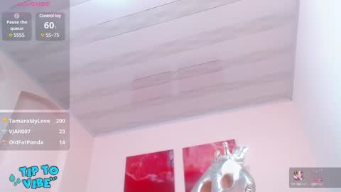 Snapshot of tamarafoxy_ chatting on February 16, 2025, 3:59 pm Tamara online show from February 16, 2025, 3:59 pm