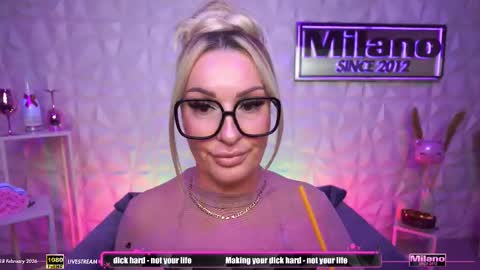 TamaraMilano online show from February 18, 2026, 9:27 am