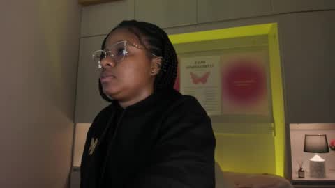 Snapshot of tamarazaki chatting on February 1, 2026, 12:37 pm Tami online show from February 1, 2026, 12:37 pm