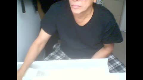 Snapshot of tamedboy chatting on November 3, 2025, 3:24 pm Tamedboy online show from November 3, 2025, 3:24 pm