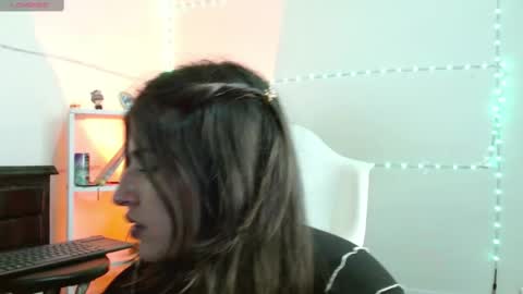 Snapshot of tami_ramirez__ chatting on March 9, 2025, 10:52 pm Tami online show from March 9, 2025, 10:52 pm