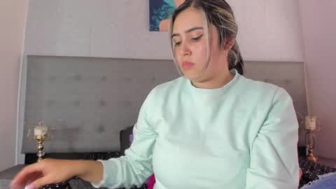 Tamy Vega online show from December 21, 2024, 5:18 pm