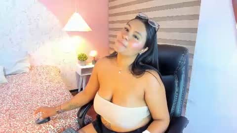 Tammara  online show from July 6, 2026, 3:03 pm