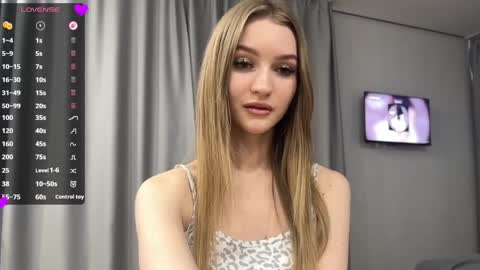 Melissa online show from April 24, 2026, 12:40 pm