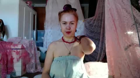 Milena online show from March 30, 2026, 5:08 am