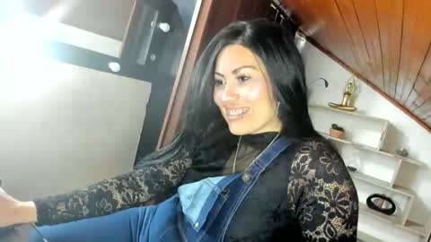 Snapshot of tania_mature chatting on April 15, 2026, 7:58 pm tania online show from April 15, 2026, 7:58 pm