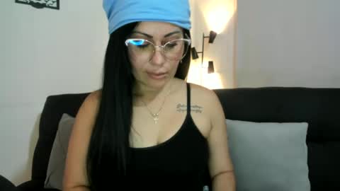 Snapshot of tania_mature chatting on June 23, 2026, 7:34 pm tania online show from June 23, 2026, 7:34 pm