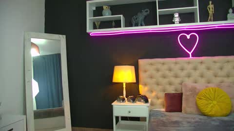 Snapshot of taniakarevina chatting on February 18, 2026, 5:36 am Tania Karevina online show from February 18, 2026, 5:36 am