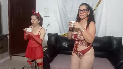 taniamilf69 online show from November 1, 2025, 8:00 pm