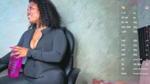 Snapshot of tanisha__lux chatting on July 15, 2026, 11:10 pm Tanisha online show from July 15, 2026, 11:10 pm