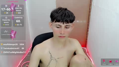 Snapshot of tanjiro_cute chatting on January 5, 2025, 8:22 am Andres online show from January 5, 2025, 8:22 am