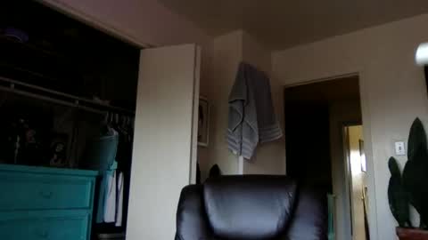 Dr. Love online show from February 21, 2026, 3:24 pm