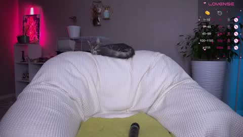 Snapshot of tanya_acid chatting on October 11, 2025, 3:06 am Tanya acid online show from October 11, 2025, 3:06 am