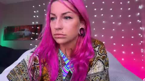 Snapshot of tanya_acid chatting on July 3, 2026, 7:48 am Tanya acid online show from July 3, 2026, 7:48 am