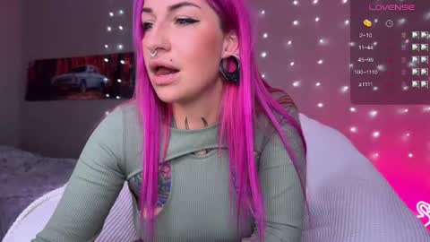 Snapshot of tanya_acid chatting on July 19, 2026, 8:18 am Tanya acid online show from July 19, 2026, 8:18 am