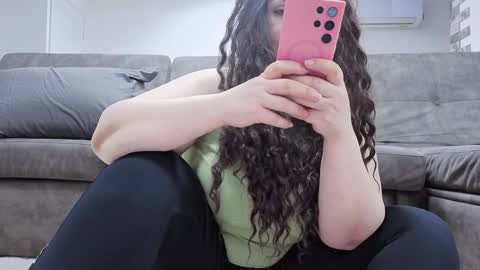 Snapshot of tanya_vader chatting on February 13, 2026, 11:45 pm Vader online show from February 13, 2026, 11:45 pm