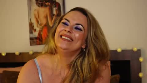 TanyaJade online show from October 15, 2025, 7:47 pm