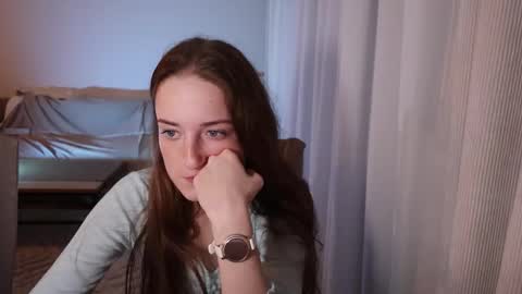 Snapshot of tanywish chatting on November 19, 2025, 4:18 pm Tanya Chudo online show from November 19, 2025, 4:18 pm