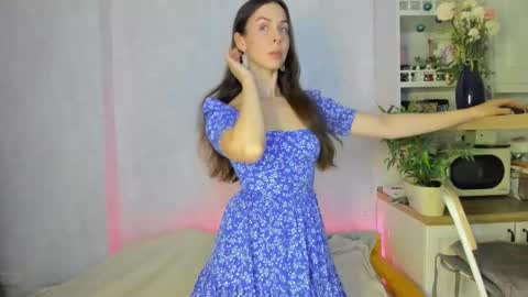 Snapshot of taraeastern chatting on November 16, 2025, 8:25 pm Teresa online show from November 16, 2025, 8:25 pm