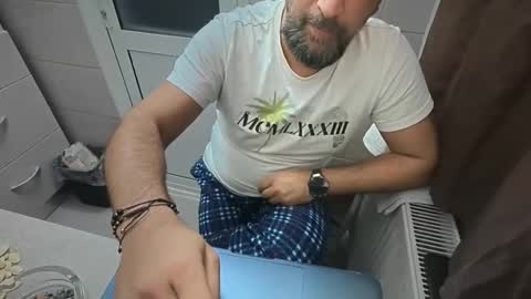 tarkan198 online show from October 28, 2025, 8:44 pm